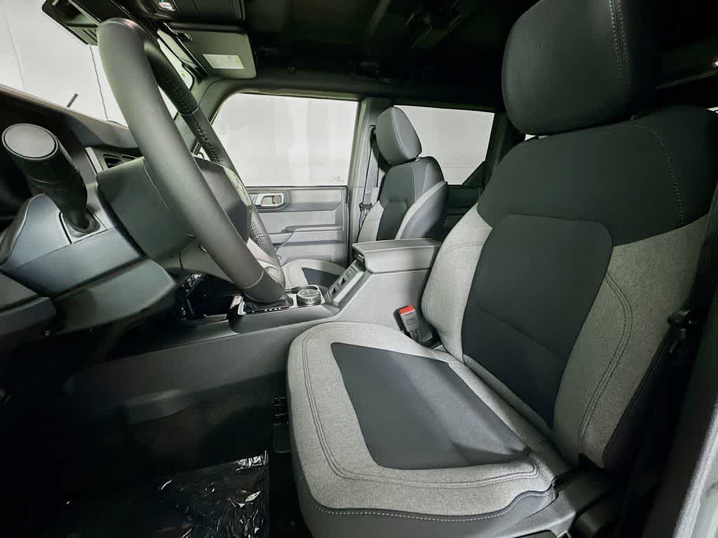 Thumbnail: 2025 Ford Bronco - 12