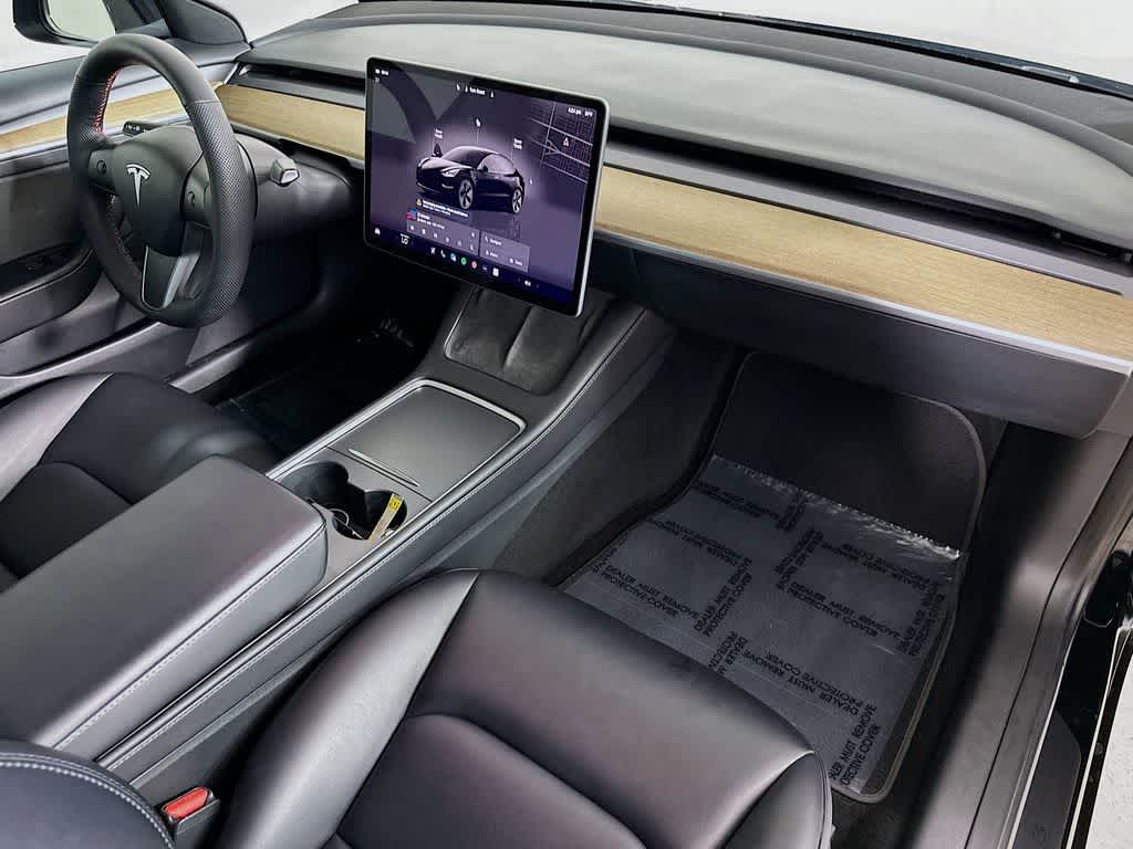 Thumbnail: 2023 Tesla Model 3 - 32