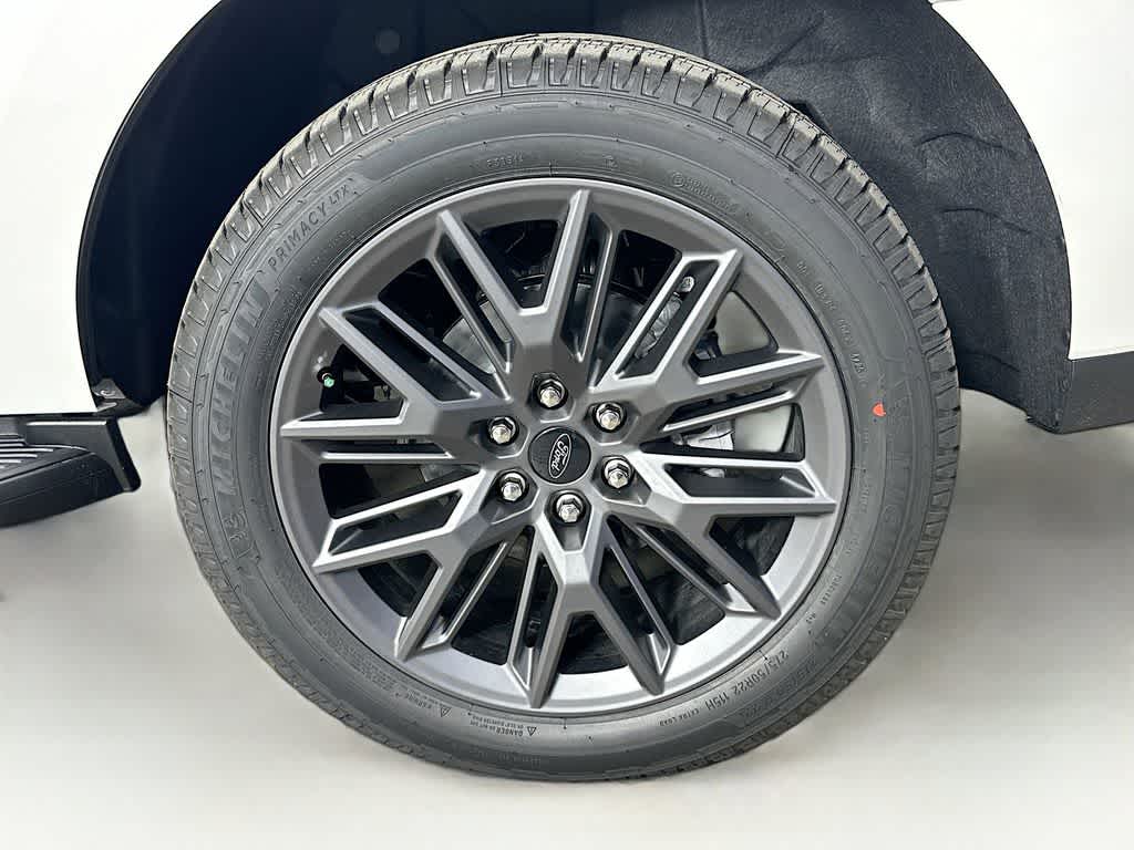 Thumbnail: 2026 Ford Expedition - 8