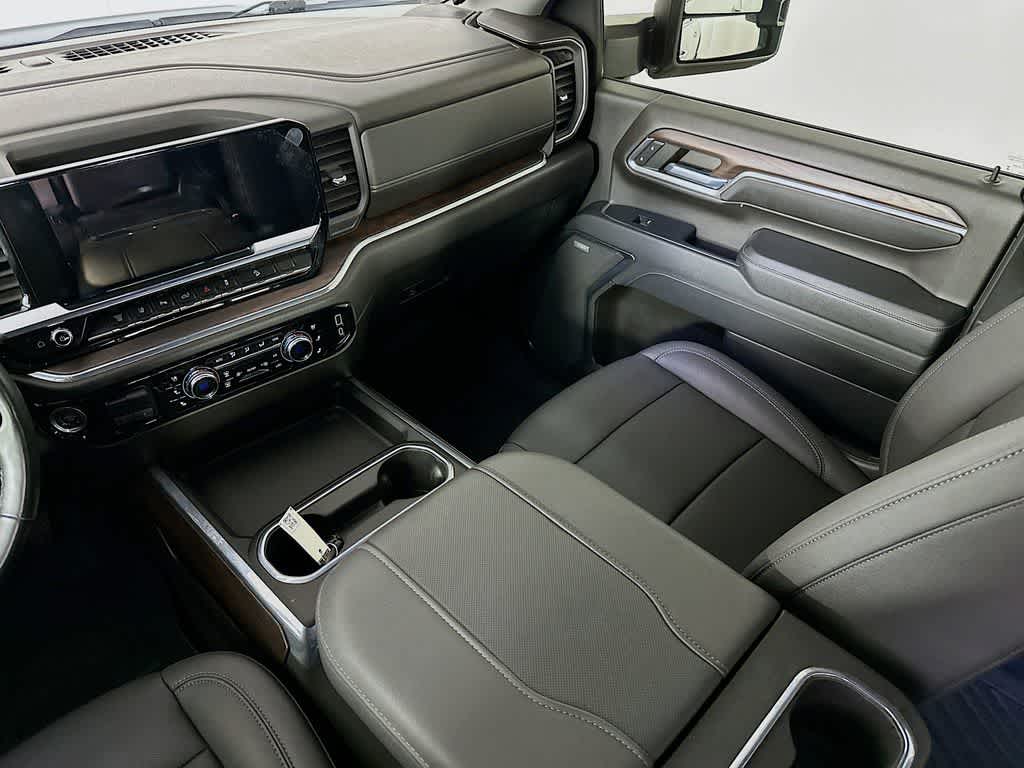 Thumbnail: 2024 GMC Sierra 2500 - 11