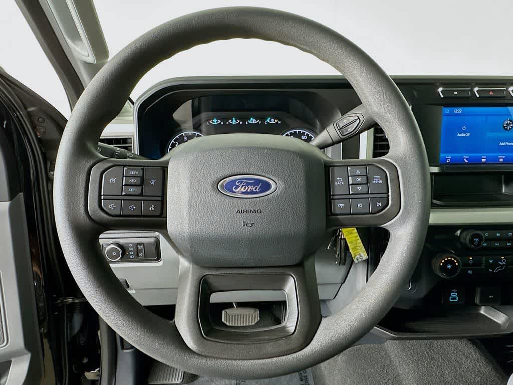 Thumbnail: 2023 Ford Econoline - 15