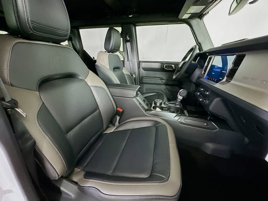 Thumbnail: 2025 Ford Bronco - 15