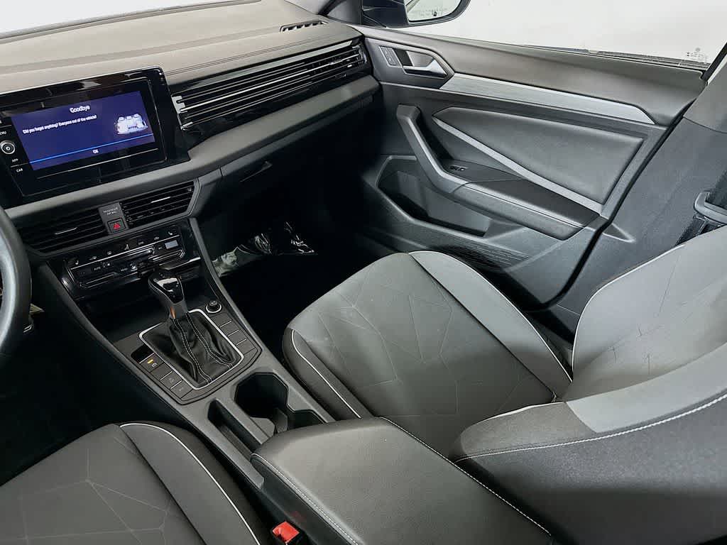 Thumbnail: 2025 Volkswagen Jetta - 10