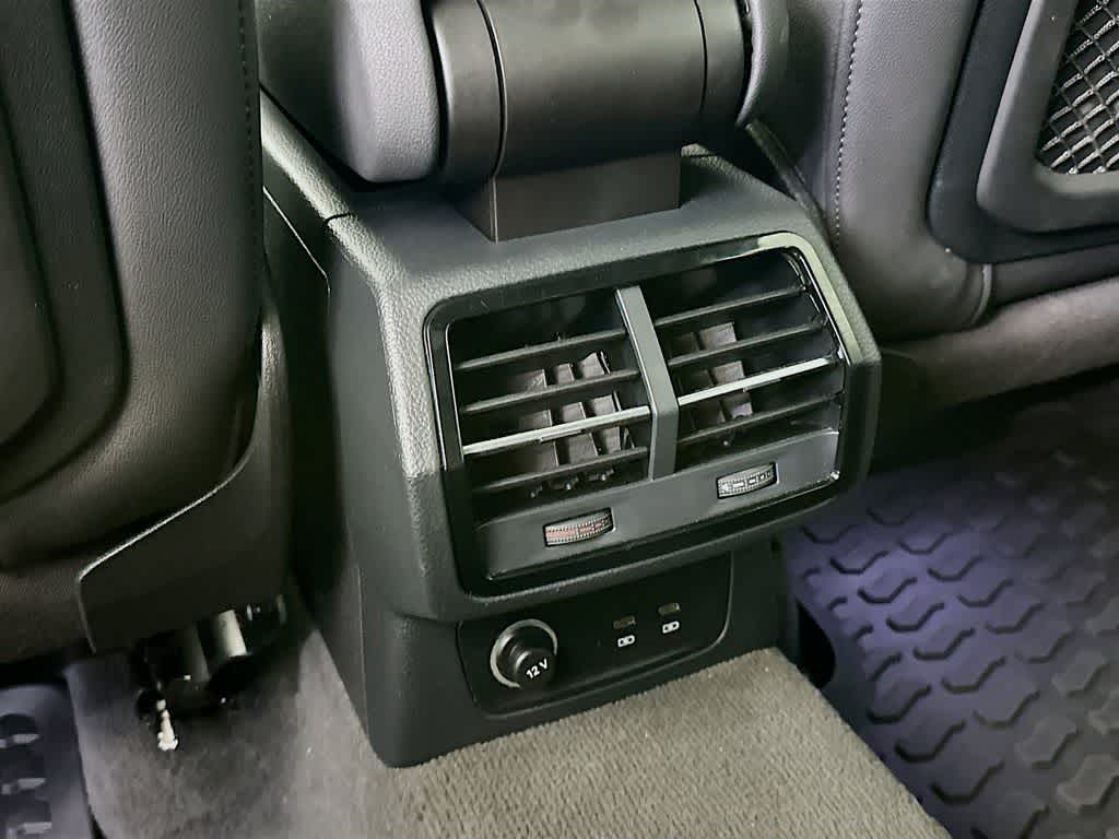 Thumbnail: 2020 Audi Q3 - 13