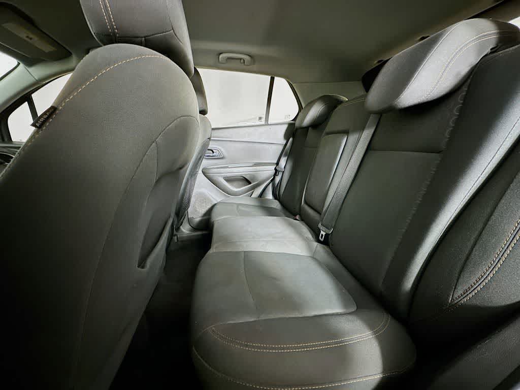 Thumbnail: 2018 Chevrolet Trax - 13