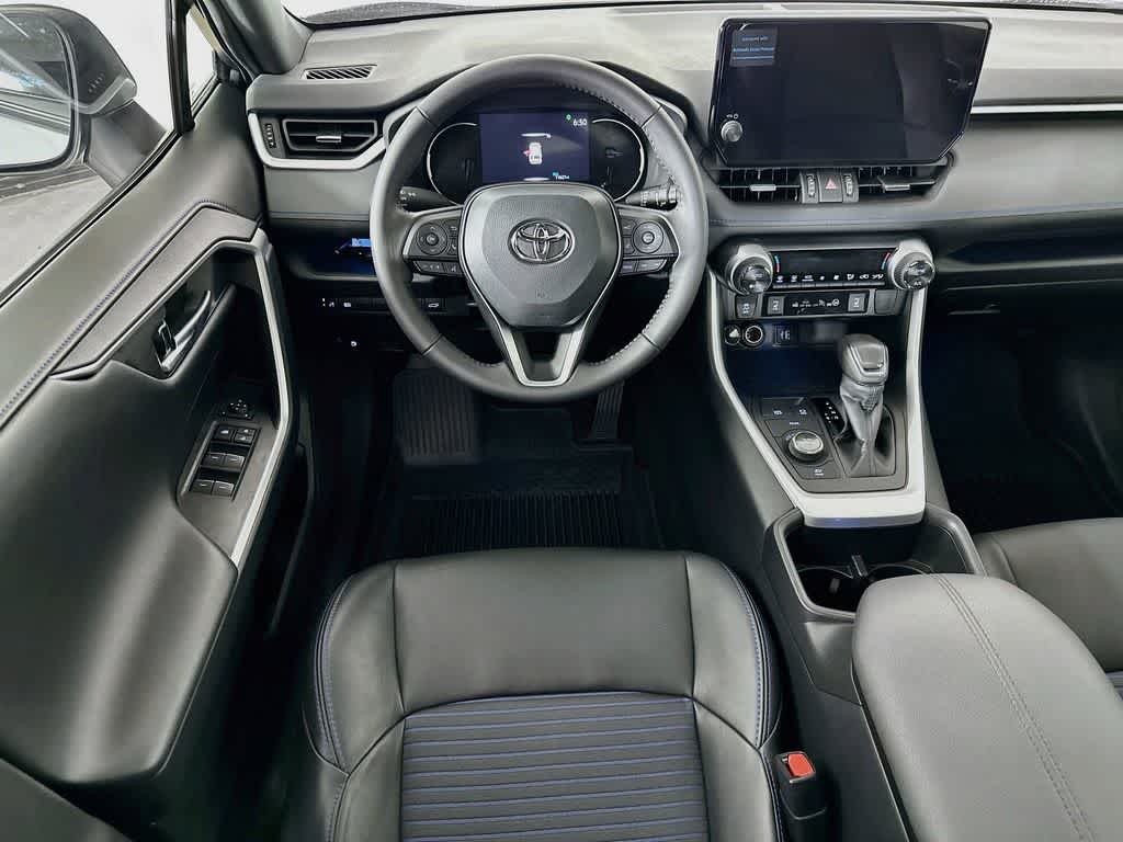 Thumbnail: 2025 Toyota RAV4 - 10