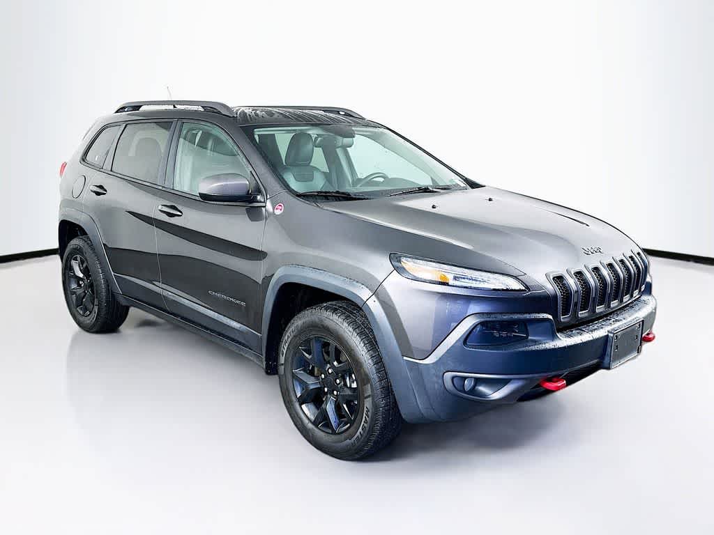 Thumbnail: 2015 Jeep Cherokee - 24
