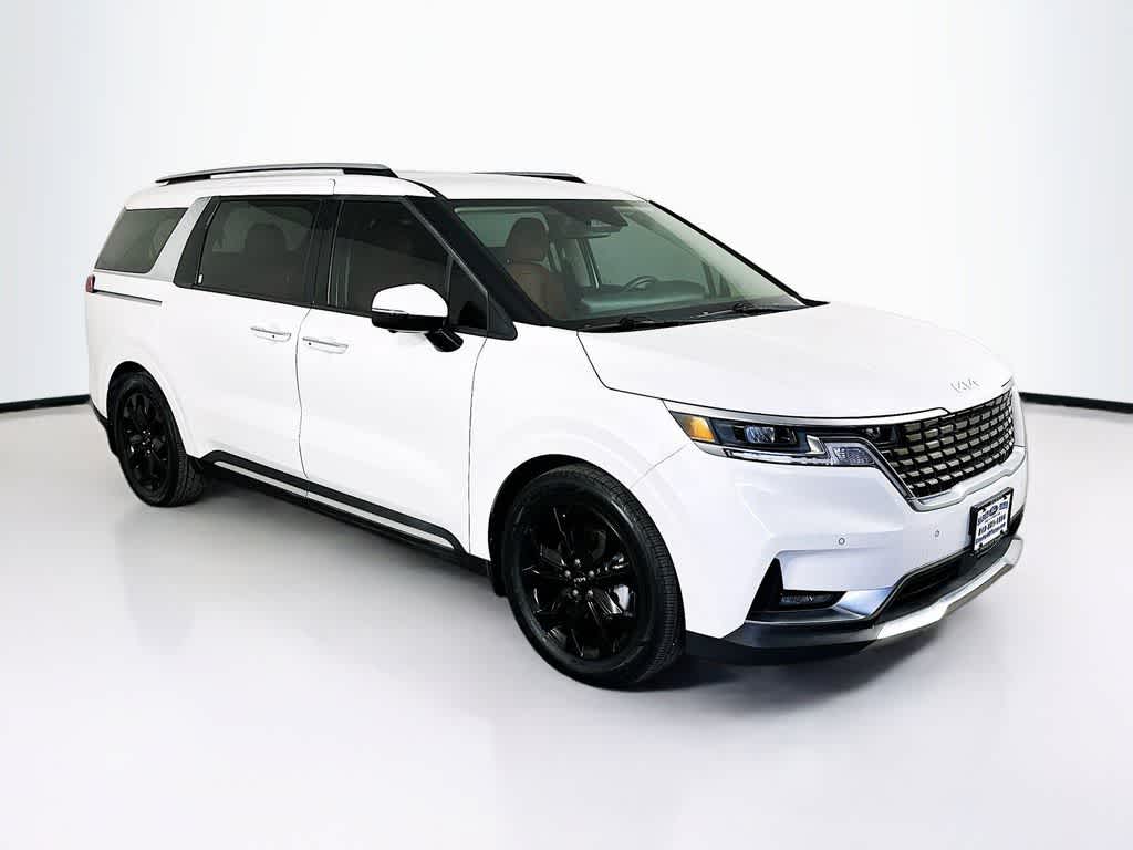 Thumbnail: 2022 Kia Carnival - 24