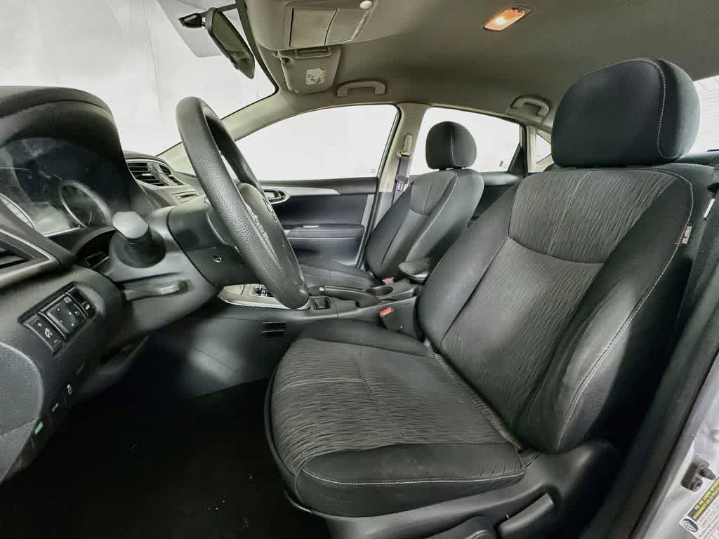 Thumbnail: 2014 Nissan Sentra - 12