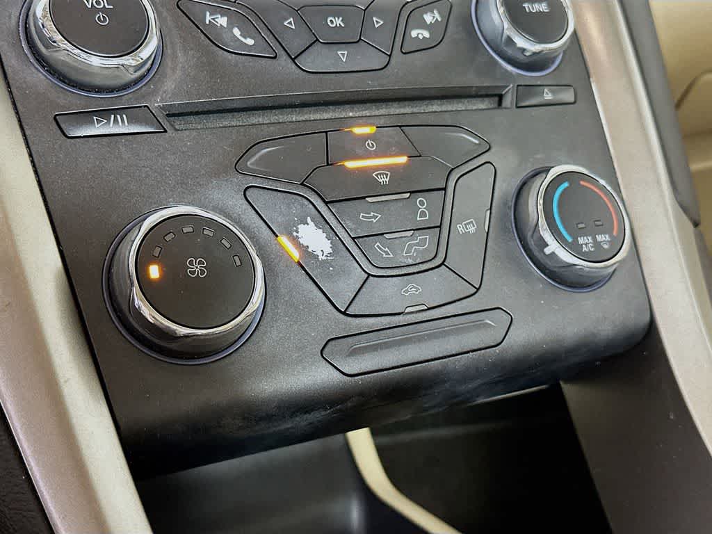 Thumbnail: 2015 Ford Fusion - 17