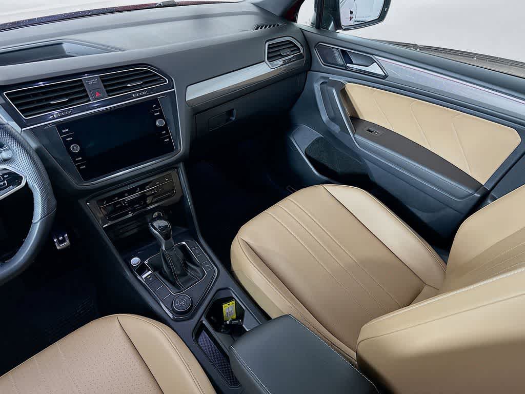 Thumbnail: 2024 Volkswagen Tiguan - 11