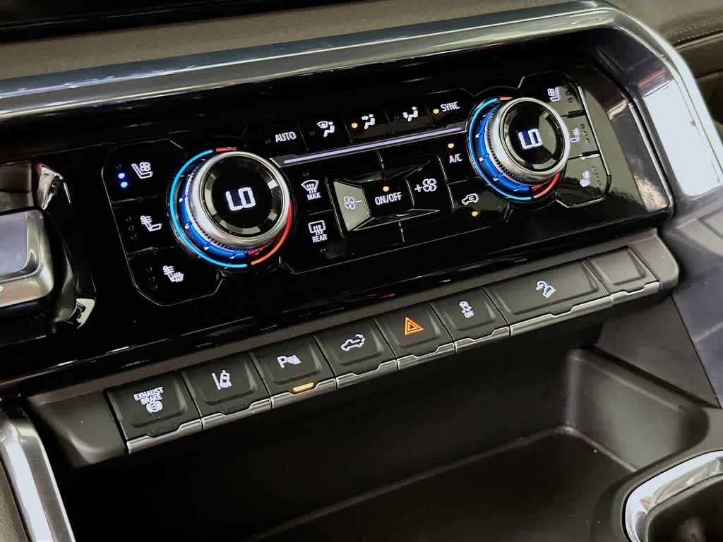 Thumbnail: 2024 GMC Sierra 2500 - 18