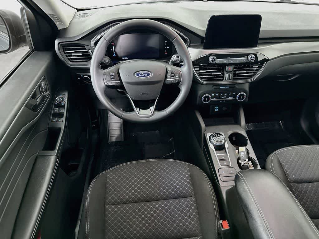 Thumbnail: 2023 Ford Escape - 10