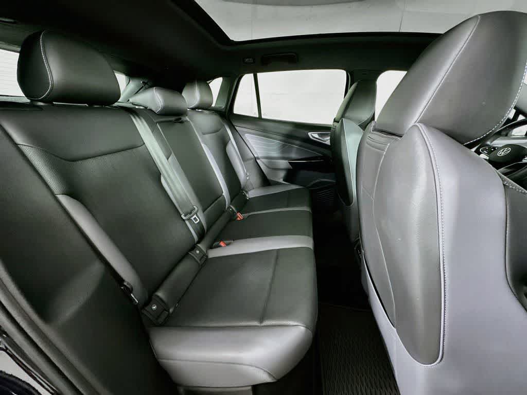 Thumbnail: 2023 Volkswagen ID.4 - 31