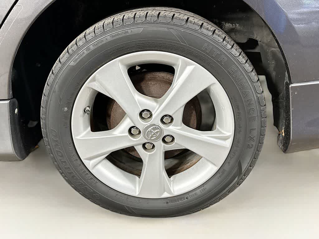 Thumbnail: 2013 Toyota Corolla - 8