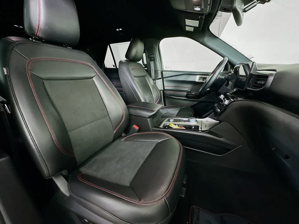 Thumbnail: 2022 Ford Explorer - 15