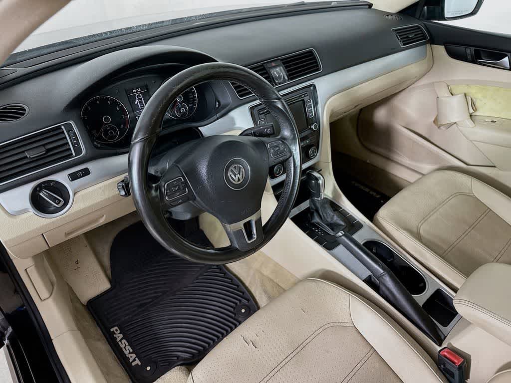 Thumbnail: 2013 Volkswagen Passat - 2