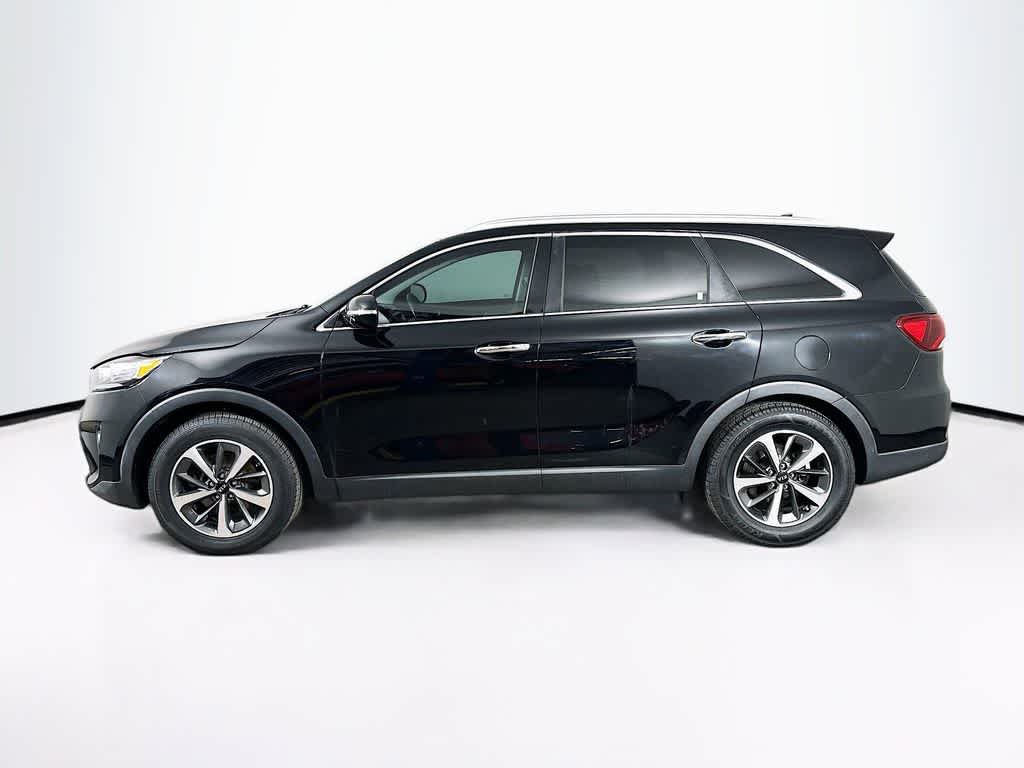 Thumbnail: 2019 Kia Sorento - 3