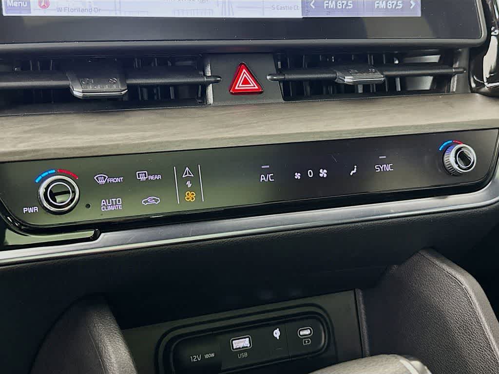 Thumbnail: 2023 Kia Sportage - 17