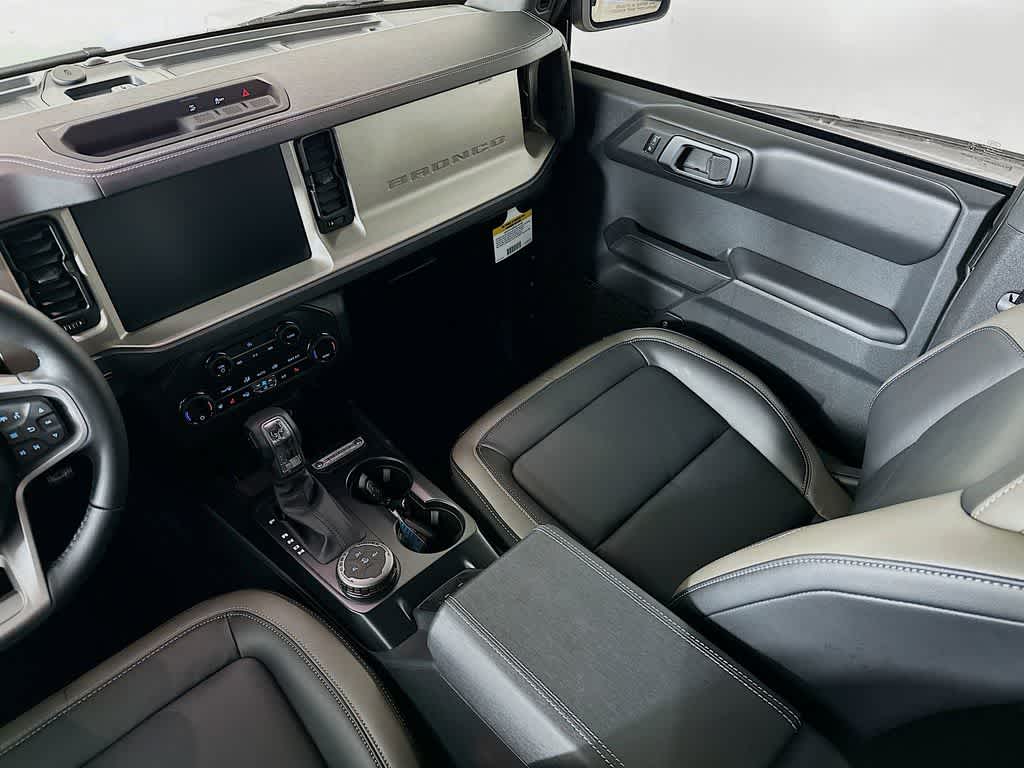 Thumbnail: 2025 Ford Bronco - 11