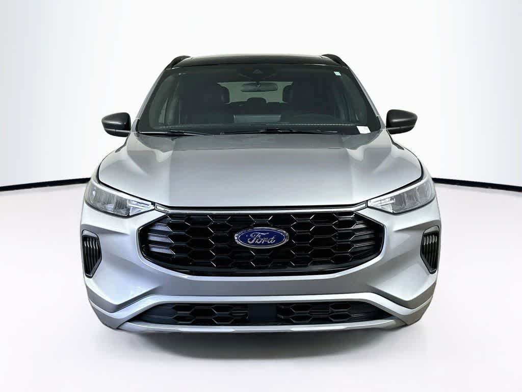 Thumbnail: 2023 Ford Escape - 6