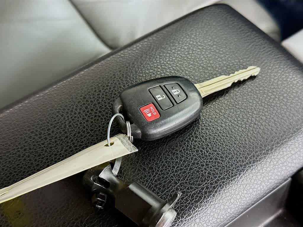 Thumbnail: 2021 Toyota Tundra - 22