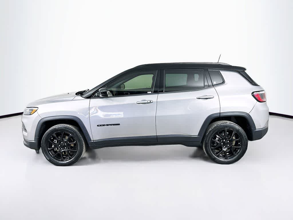Thumbnail: 2023 Jeep Compass - 3