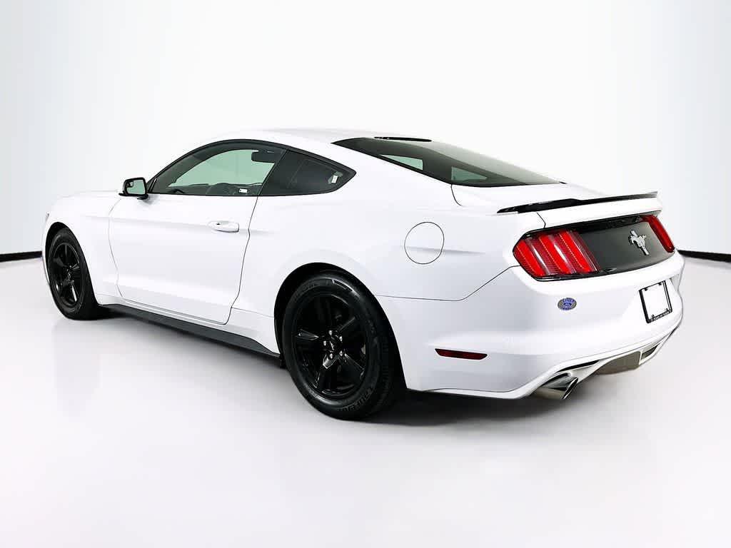 2016 Ford Mustang V6 4