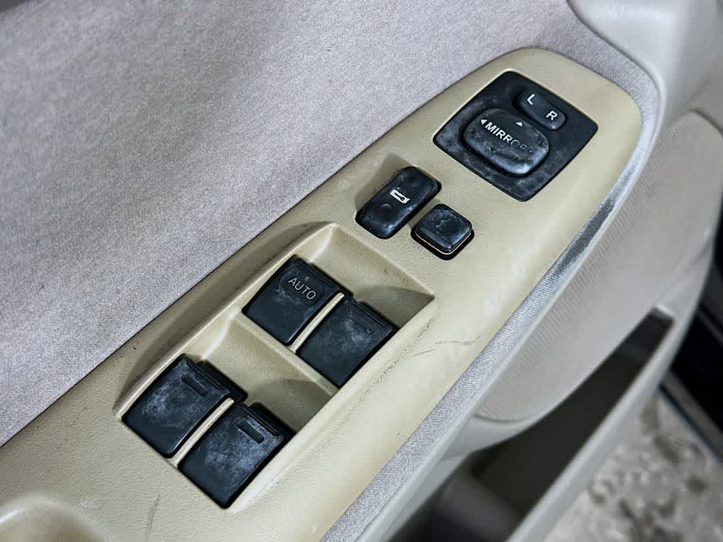 Thumbnail: 2003 Toyota Camry - 26