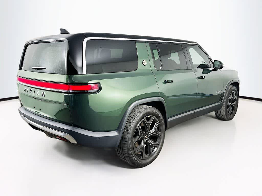Thumbnail: 2025 Rivian R1S - 23