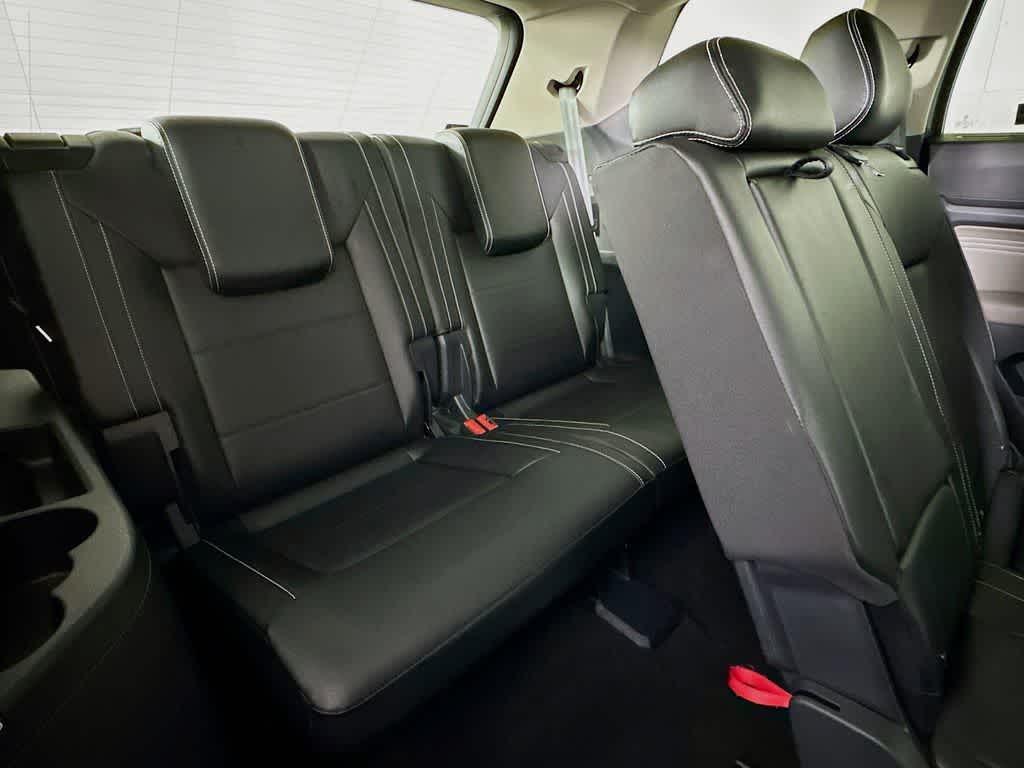 Thumbnail: 2021 Volkswagen Atlas - 31