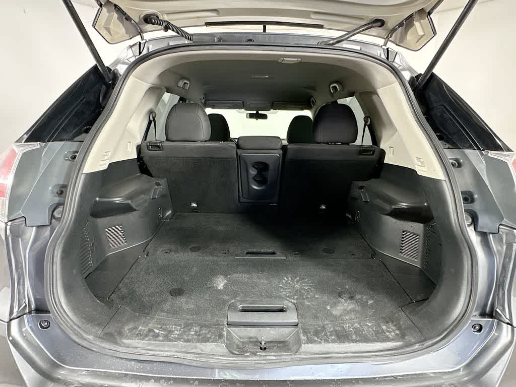 Thumbnail: 2016 Nissan Rogue - 21