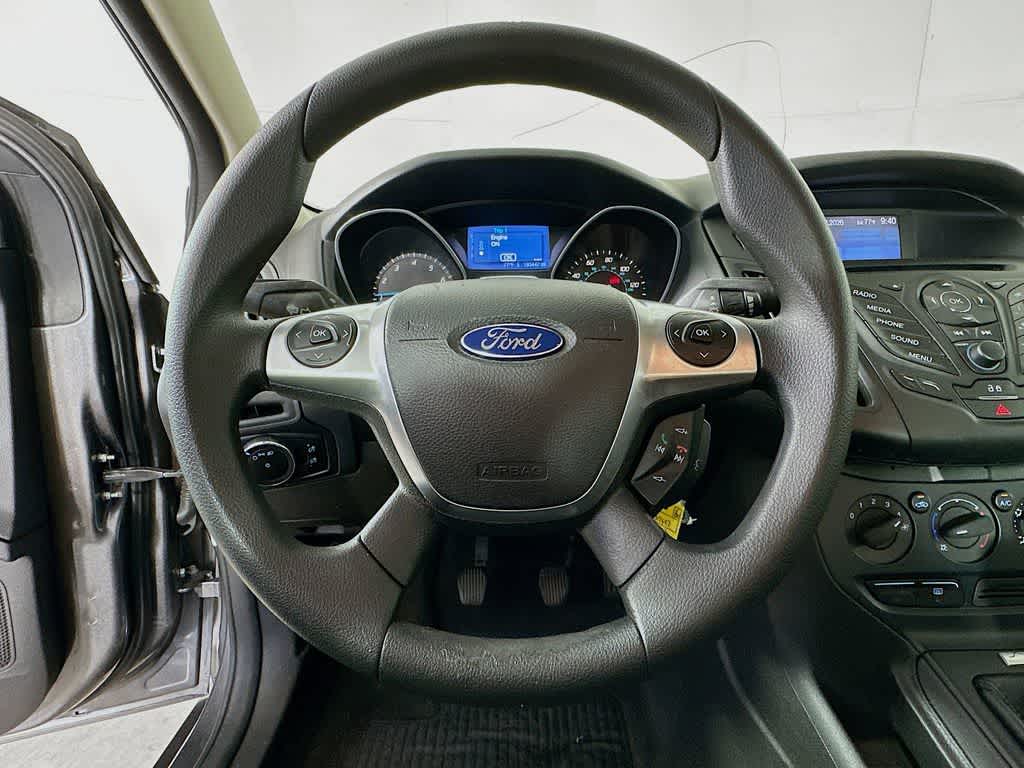 Thumbnail: 2013 Ford Focus - 15