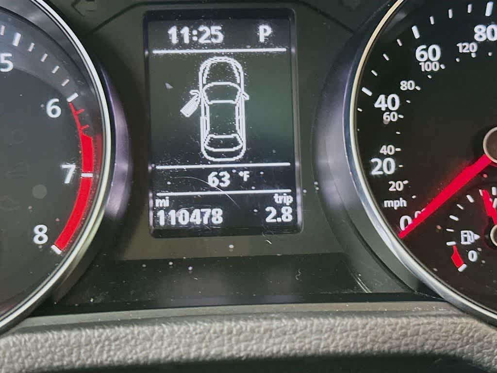 Thumbnail: 2016 Volkswagen Passat - 20