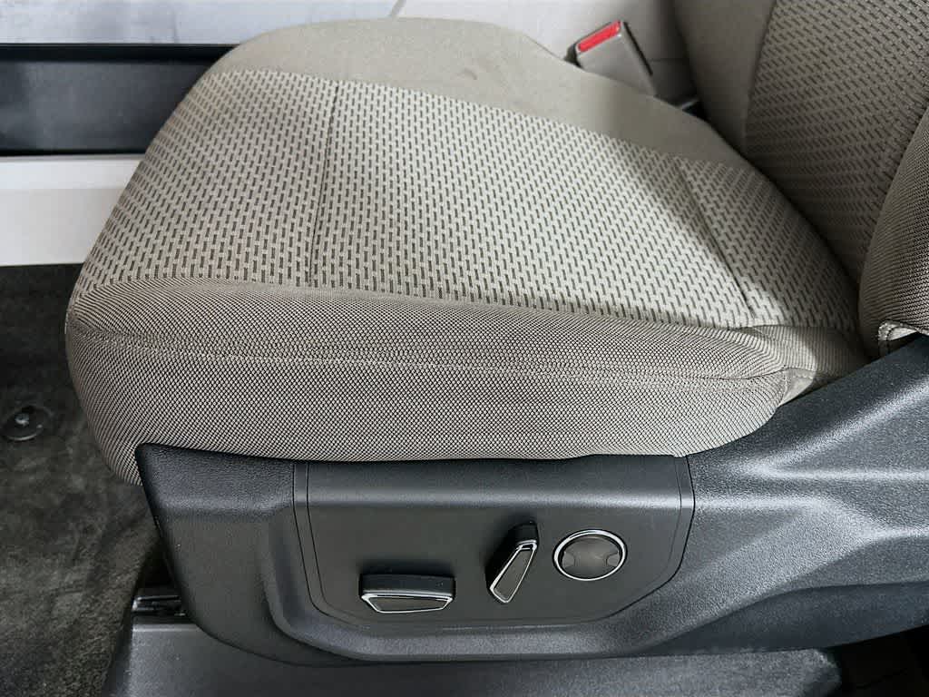 Thumbnail: 2015 Ford F-150 - 30