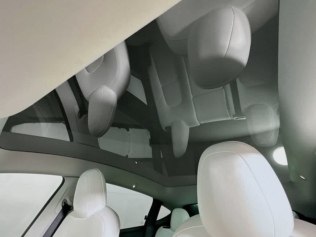 Thumbnail: 2022 Tesla Model Y - 31