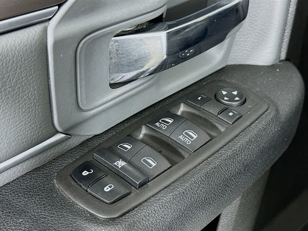 Thumbnail: 2024 RAM 1500 Classic - 28