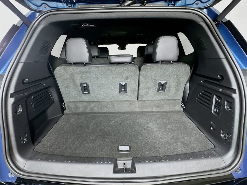 2025 GMC Acadia Denali 21