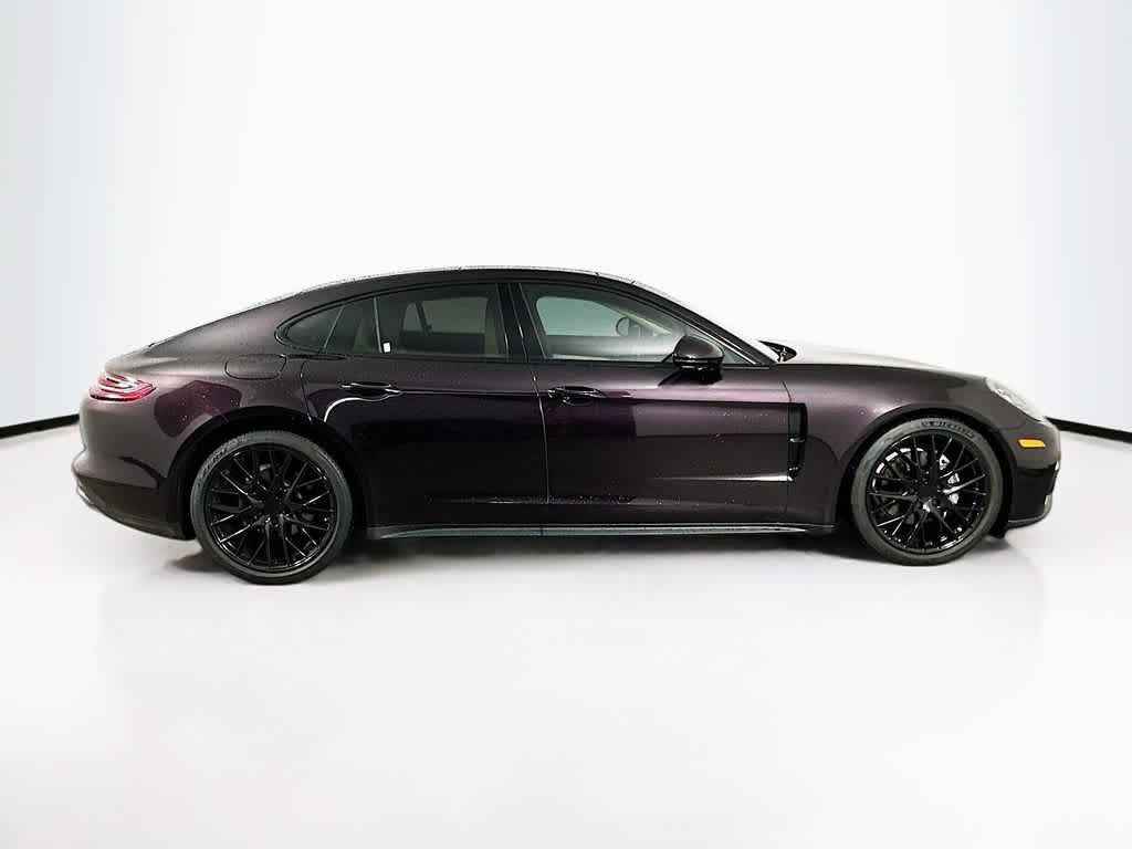 Thumbnail: 2020 Porsche Panamera - 25