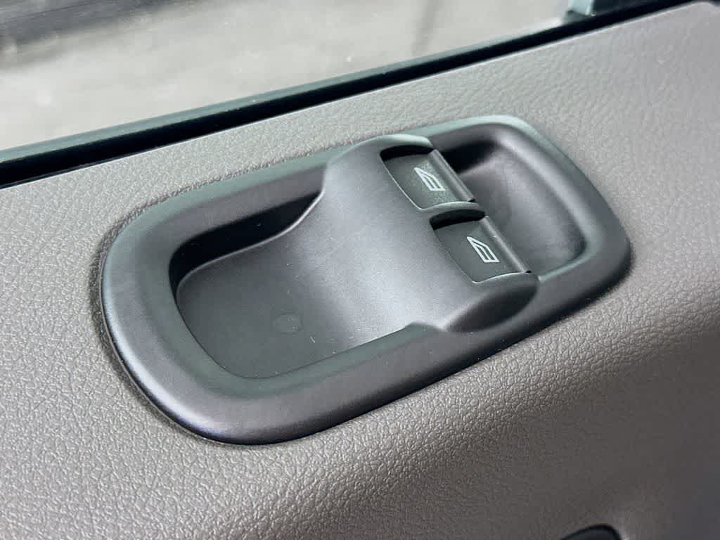 Thumbnail: 2025 Ford Econoline - 26