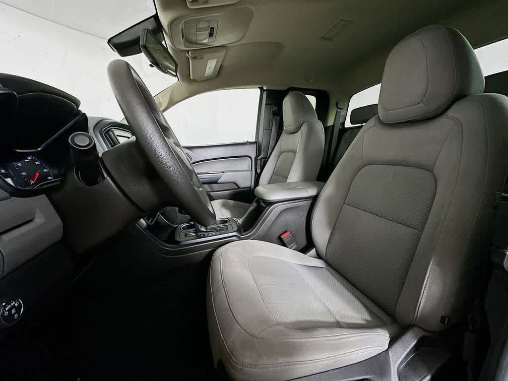 Thumbnail: 2018 Chevrolet Colorado - 12