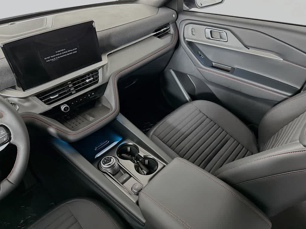 2025 Ford Explorer ST-Line 11