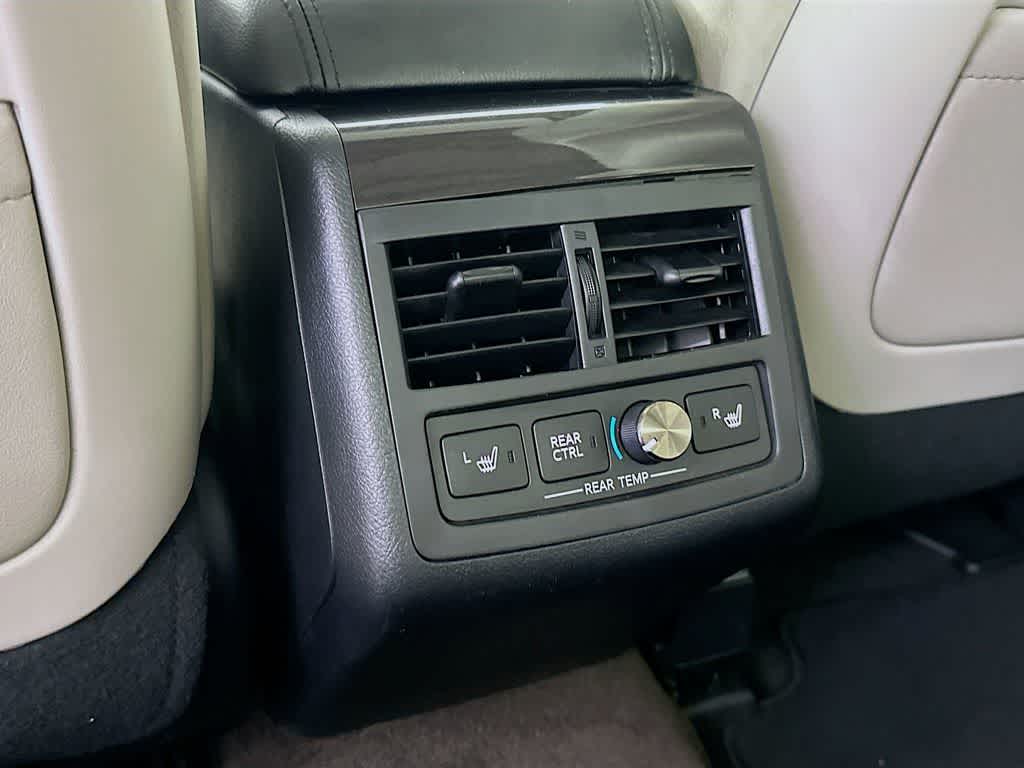 Thumbnail: 2013 Toyota Avalon - 13