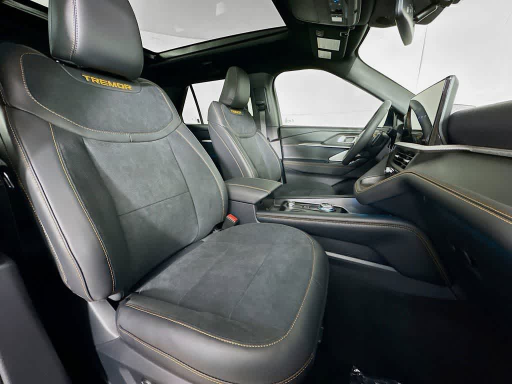 Thumbnail: 2026 Ford Explorer - 15