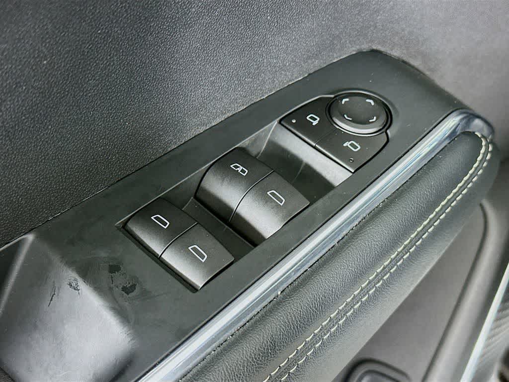 Thumbnail: 2025 GMC Acadia - 29