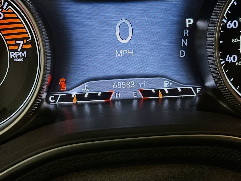 Thumbnail: 2019 Jeep Cherokee - 20