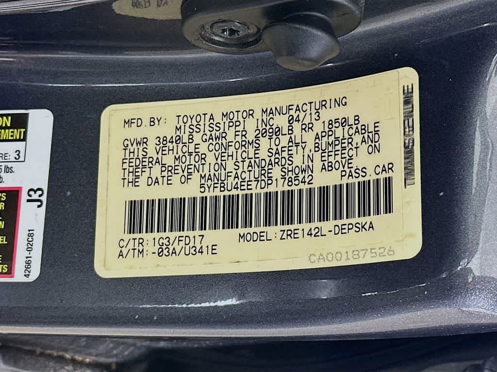 Thumbnail: 2013 Toyota Corolla - 21