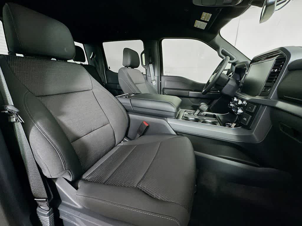 Thumbnail: 2025 Ford F-150 - 15