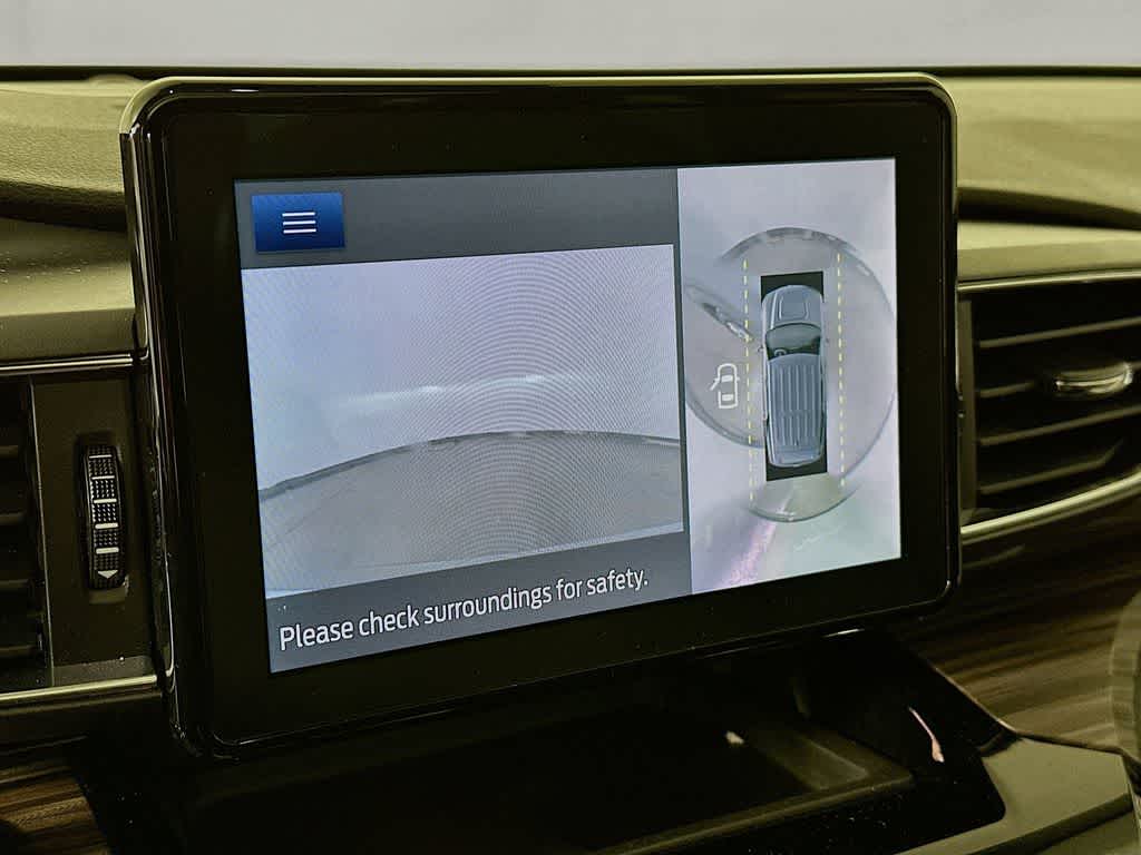 Thumbnail: 2021 Ford Explorer - 28