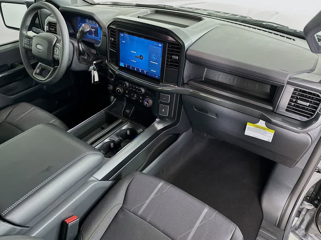 Thumbnail: 2025 Ford F-150 - 32